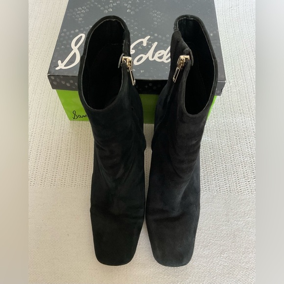 Sam Edelman Black Ankle Booties Stylish and Comfortable - Picture 2 of 8